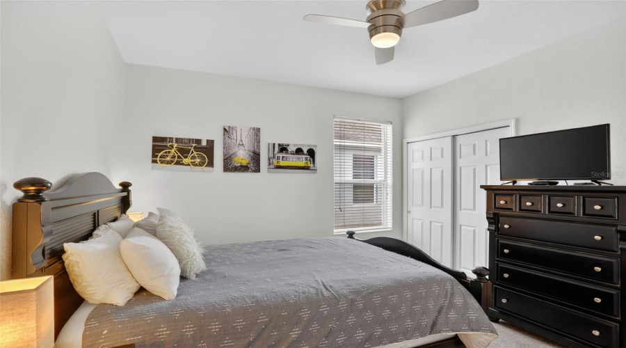 KISSIMMEE, Florida 34747, 4 Bedrooms Bedrooms, ,4 BathroomsBathrooms,Residential,For Sale,COMROW,0,MFRS5147850