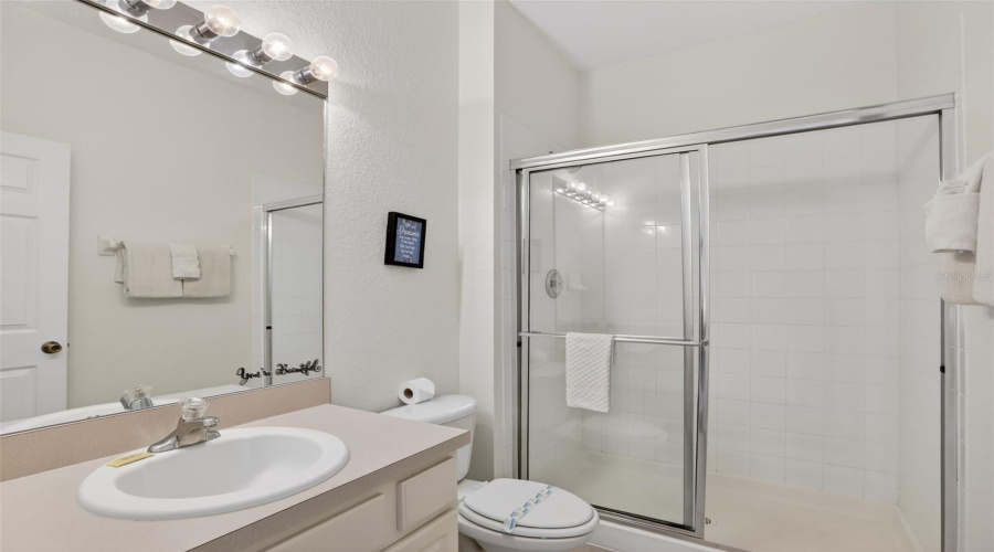 KISSIMMEE, Florida 34747, 4 Bedrooms Bedrooms, ,4 BathroomsBathrooms,Residential,For Sale,COMROW,0,MFRS5147850