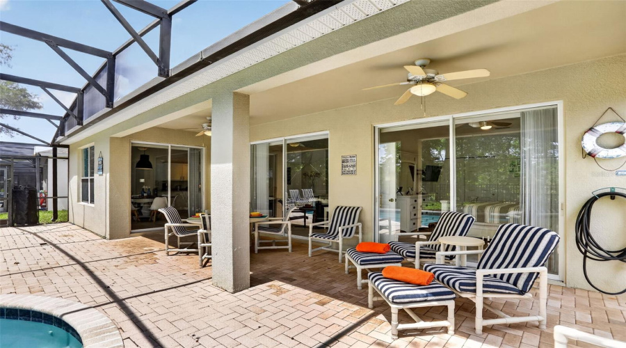 KISSIMMEE, Florida 34747, 4 Bedrooms Bedrooms, ,4 BathroomsBathrooms,Residential,For Sale,COMROW,0,MFRS5147850