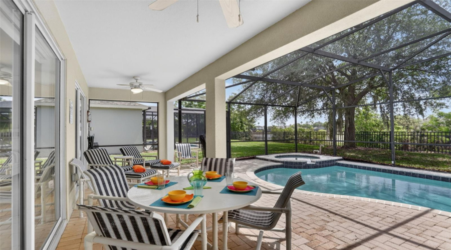 KISSIMMEE, Florida 34747, 4 Bedrooms Bedrooms, ,4 BathroomsBathrooms,Residential,For Sale,COMROW,0,MFRS5147850