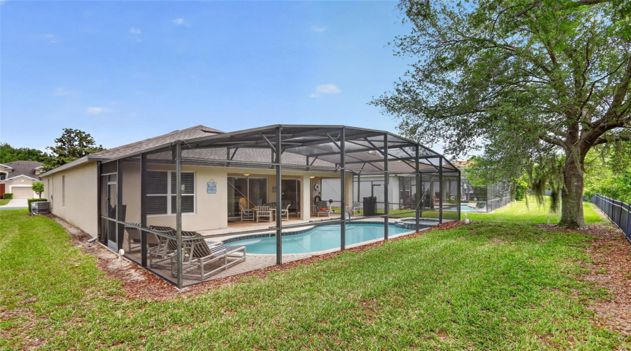 KISSIMMEE, Florida 34747, 4 Bedrooms Bedrooms, ,4 BathroomsBathrooms,Residential,For Sale,COMROW,0,MFRS5147850