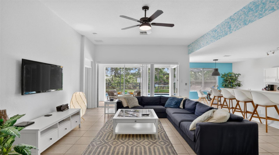 KISSIMMEE, Florida 34747, 4 Bedrooms Bedrooms, ,4 BathroomsBathrooms,Residential,For Sale,COMROW,0,MFRS5147850