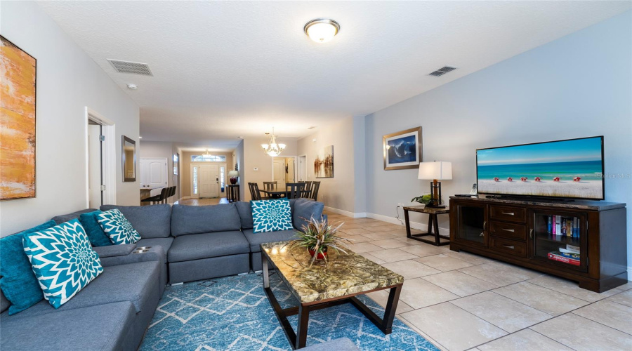 DAVENPORT, Florida 33837, 5 Bedrooms Bedrooms, ,5 BathroomsBathrooms,Residential,For Sale,OAKBOURNE,0,MFRS5146181