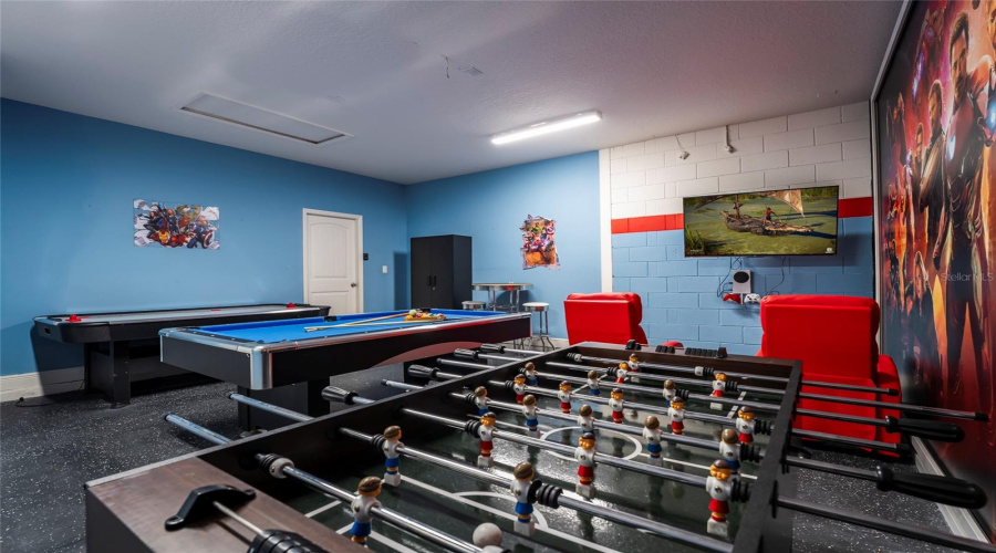 DAVENPORT, Florida 33837, 5 Bedrooms Bedrooms, ,5 BathroomsBathrooms,Residential,For Sale,OAKBOURNE,0,MFRS5146181