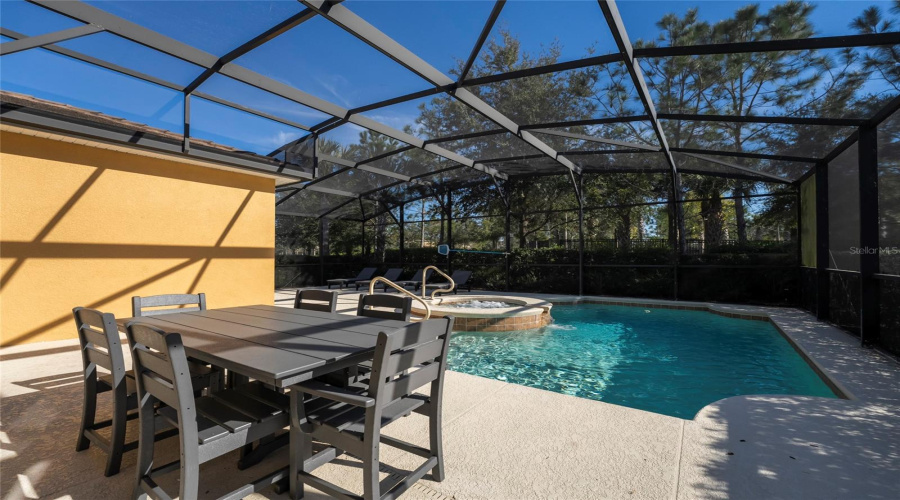 DAVENPORT, Florida 33837, 5 Bedrooms Bedrooms, ,5 BathroomsBathrooms,Residential,For Sale,OAKBOURNE,0,MFRS5146181