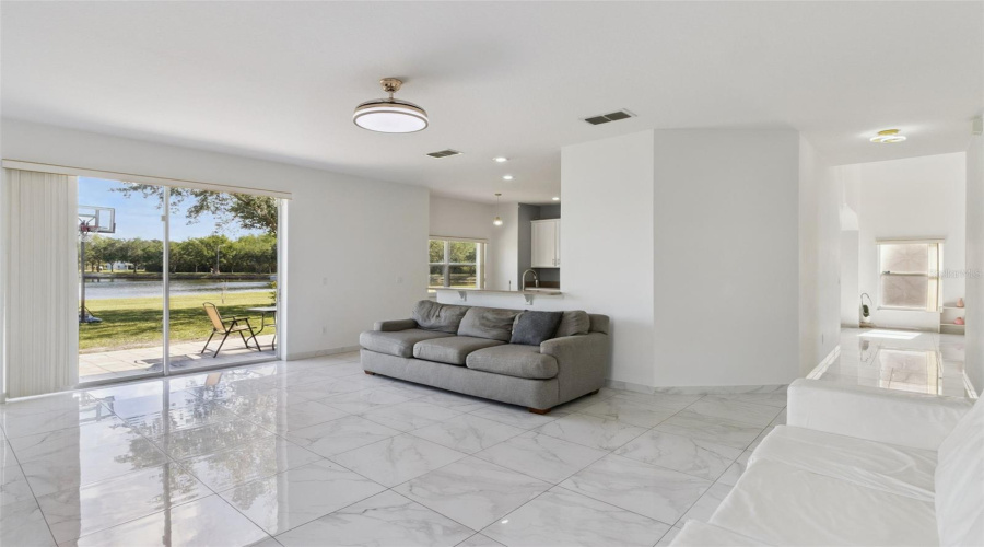 KISSIMMEE, Florida 34746, 5 Bedrooms Bedrooms, ,3 BathroomsBathrooms,Residential,For Sale,PATRICIAN,0,MFRS5147731