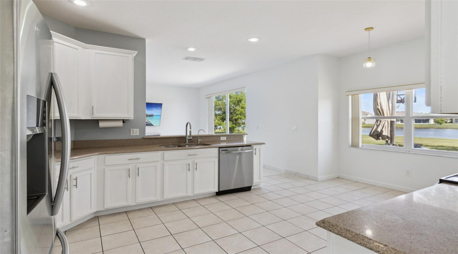 KISSIMMEE, Florida 34746, 5 Bedrooms Bedrooms, ,3 BathroomsBathrooms,Residential,For Sale,PATRICIAN,0,MFRS5147731