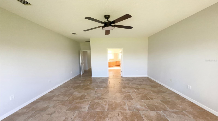 KISSIMMEE, Florida 34746, 4 Bedrooms Bedrooms, ,3 BathroomsBathrooms,Residential,For Sale,NORTHWOODS,0,MFRO6399299