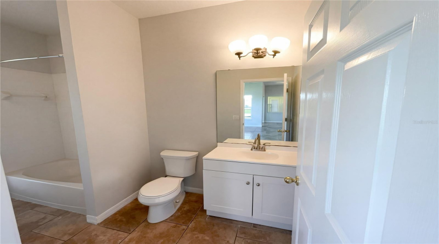 KISSIMMEE, Florida 34746, 4 Bedrooms Bedrooms, ,3 BathroomsBathrooms,Residential,For Sale,NORTHWOODS,0,MFRO6399299