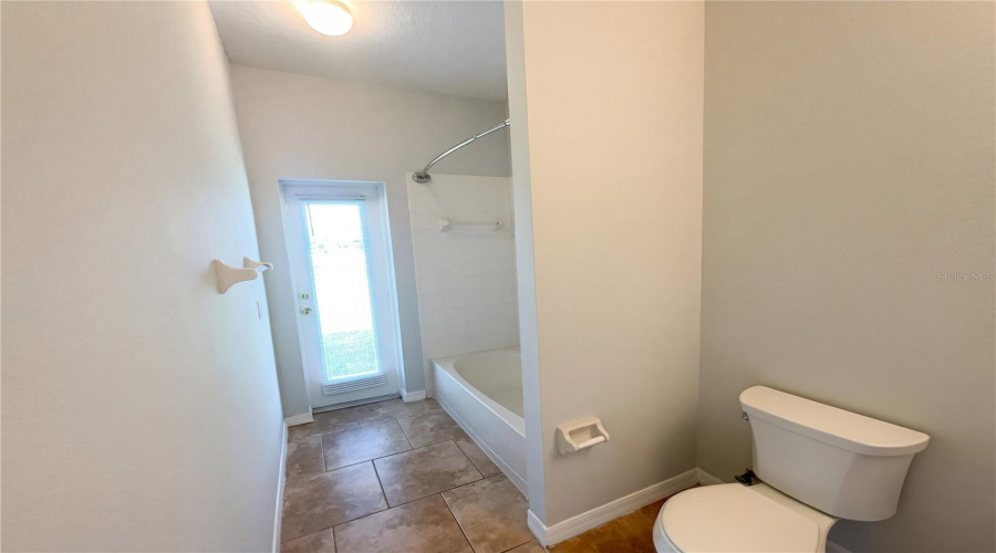 KISSIMMEE, Florida 34746, 4 Bedrooms Bedrooms, ,3 BathroomsBathrooms,Residential,For Sale,NORTHWOODS,0,MFRO6399299