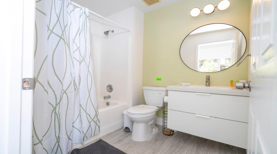 KISSIMMEE, Florida 34747, 4 Bedrooms Bedrooms, ,3 BathroomsBathrooms,Residential,For Sale,EMERALD ISLAND,0,MFRS5147863