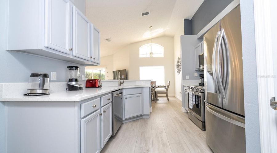 KISSIMMEE, Florida 34747, 4 Bedrooms Bedrooms, ,3 BathroomsBathrooms,Residential,For Sale,EMERALD ISLAND,0,MFRS5147863