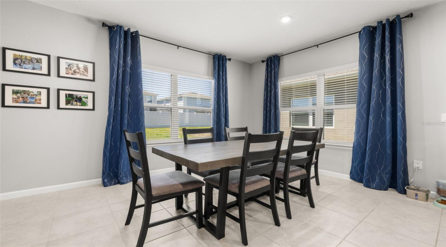 DAVENPORT, Florida 33837, 5 Bedrooms Bedrooms, ,3 BathroomsBathrooms,Residential,For Sale,BLOOM,0,MFRS5147860