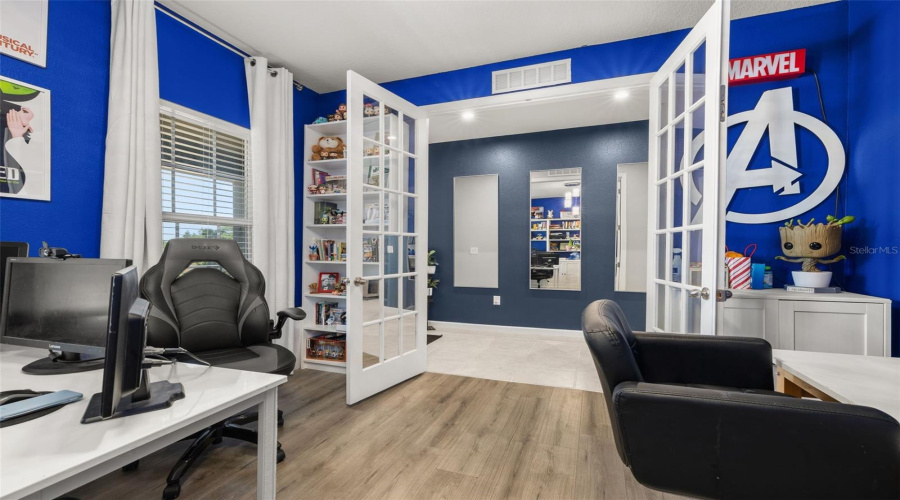 DAVENPORT, Florida 33837, 5 Bedrooms Bedrooms, ,3 BathroomsBathrooms,Residential,For Sale,BLOOM,0,MFRS5147860