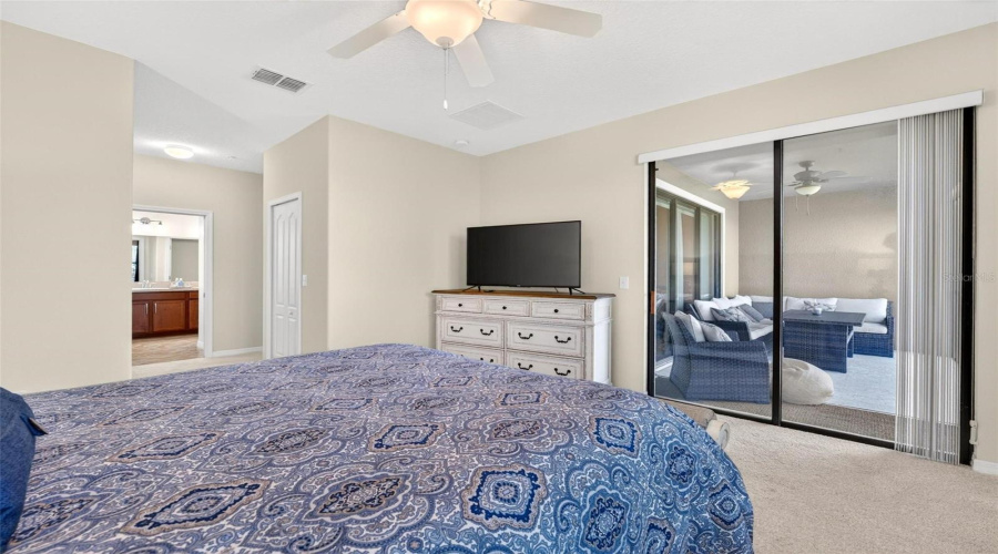 DAVENPORT, Florida 33896, 3 Bedrooms Bedrooms, ,2 BathroomsBathrooms,Residential,For Sale,LONG COVE,0,MFRA4690101