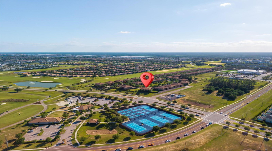 DAVENPORT, Florida 33896, 3 Bedrooms Bedrooms, ,2 BathroomsBathrooms,Residential,For Sale,LONG COVE,0,MFRA4690101