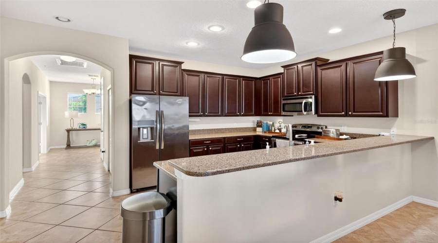 DAVENPORT, Florida 33896, 3 Bedrooms Bedrooms, ,2 BathroomsBathrooms,Residential,For Sale,LONG COVE,0,MFRA4690101