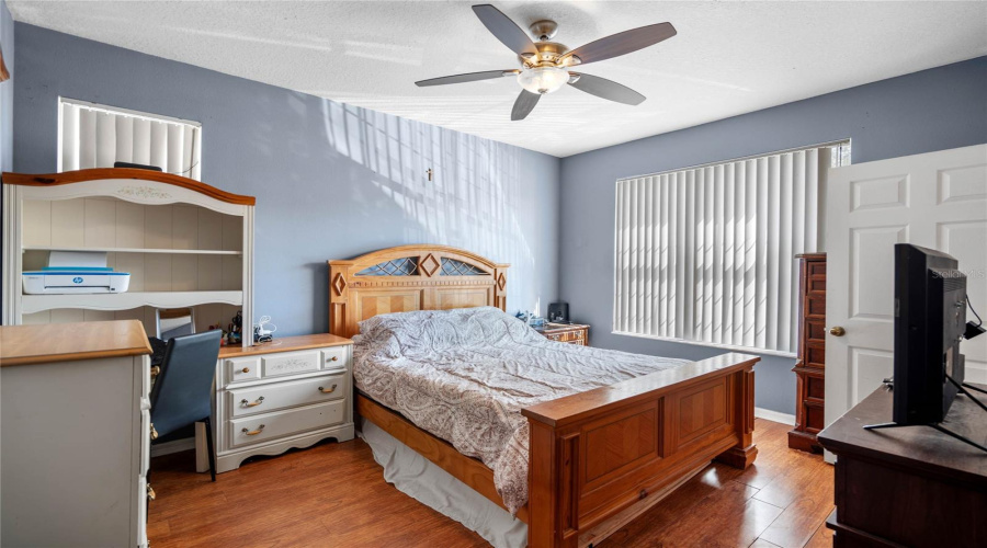 KISSIMMEE, Florida 34746, 4 Bedrooms Bedrooms, ,3 BathroomsBathrooms,Residential,For Sale,HEMINGWAY HOUSE,0,MFRO6398828