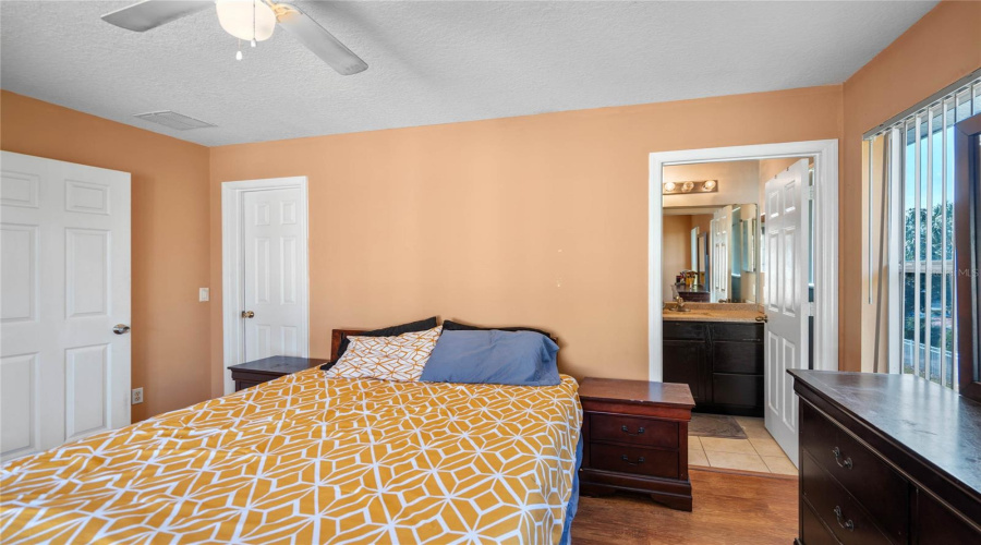 KISSIMMEE, Florida 34746, 4 Bedrooms Bedrooms, ,3 BathroomsBathrooms,Residential,For Sale,HEMINGWAY HOUSE,0,MFRO6398828