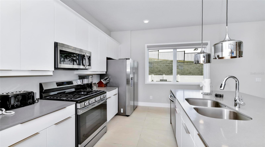 REUNION, Florida 34747, 3 Bedrooms Bedrooms, ,3 BathroomsBathrooms,Residential,For Sale,SANDY RIDGE,0,MFRO6336251