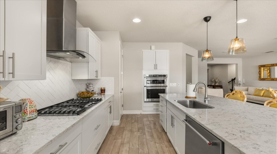 ORLANDO, Florida 32836, 3 Bedrooms Bedrooms, ,3 BathroomsBathrooms,Residential,For Sale,LEMON LAKE,0,MFRO6398787