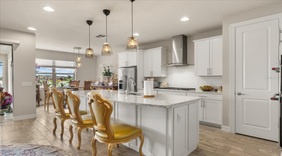 ORLANDO, Florida 32836, 3 Bedrooms Bedrooms, ,3 BathroomsBathrooms,Residential,For Sale,LEMON LAKE,0,MFRO6398787