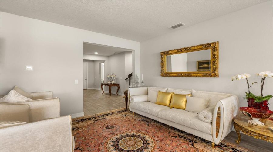 ORLANDO, Florida 32836, 3 Bedrooms Bedrooms, ,3 BathroomsBathrooms,Residential,For Sale,LEMON LAKE,0,MFRO6398787