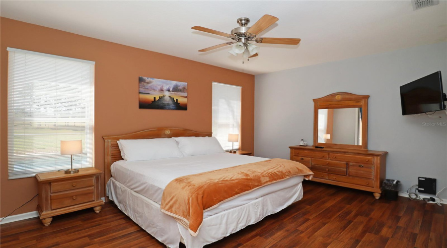 KISSIMMEE, Florida 34747, 5 Bedrooms Bedrooms, ,3 BathroomsBathrooms,Residential,For Sale,FAN PALM,0,MFRS5147833