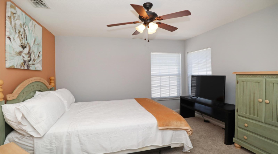 KISSIMMEE, Florida 34747, 5 Bedrooms Bedrooms, ,3 BathroomsBathrooms,Residential,For Sale,FAN PALM,0,MFRS5147833