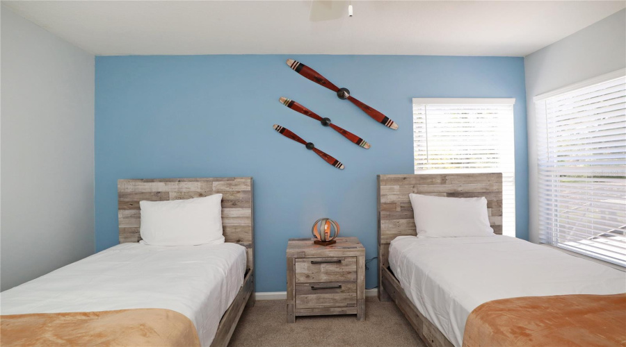 KISSIMMEE, Florida 34747, 5 Bedrooms Bedrooms, ,3 BathroomsBathrooms,Residential,For Sale,FAN PALM,0,MFRS5147833