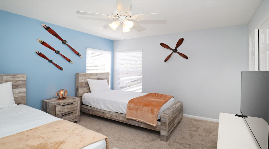 KISSIMMEE, Florida 34747, 5 Bedrooms Bedrooms, ,3 BathroomsBathrooms,Residential,For Sale,FAN PALM,0,MFRS5147833