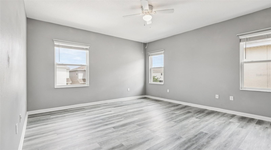 DAVENPORT, Florida 33837, 5 Bedrooms Bedrooms, ,3 BathroomsBathrooms,Residential,For Sale,BOYDFIELD,0,MFRO6399238