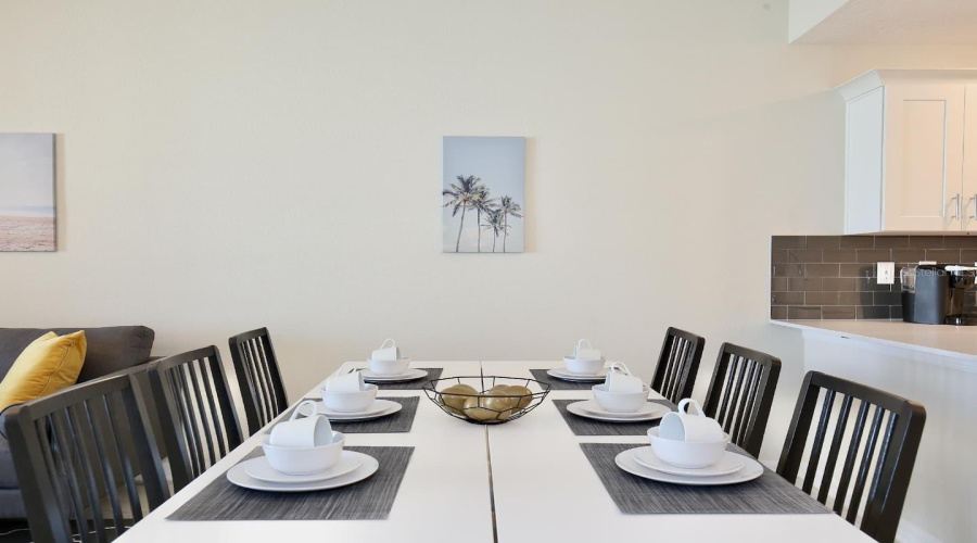 KISSIMMEE, Florida 34746, 2 Bedrooms Bedrooms, ,2 BathroomsBathrooms,Residential,For Sale,PARADOX,0,MFRO6399517