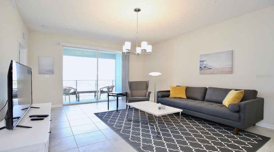 KISSIMMEE, Florida 34746, 2 Bedrooms Bedrooms, ,2 BathroomsBathrooms,Residential,For Sale,PARADOX,0,MFRO6399517