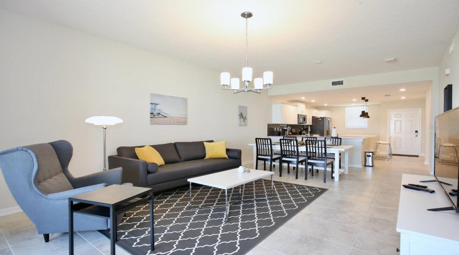 KISSIMMEE, Florida 34746, 2 Bedrooms Bedrooms, ,2 BathroomsBathrooms,Residential,For Sale,PARADOX,0,MFRO6399517