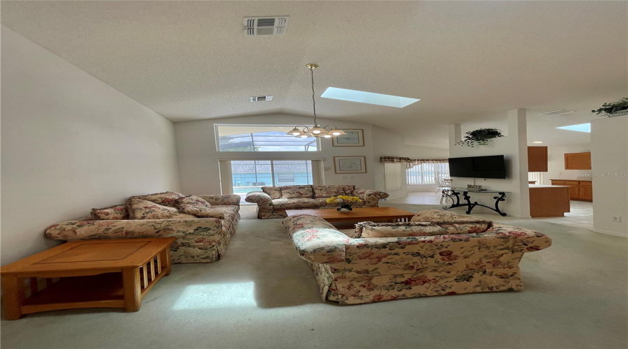 KISSIMMEE, Florida 34747, 4 Bedrooms Bedrooms, ,3 BathroomsBathrooms,Residential,For Sale,LA JOLLA,0,MFRS5147944