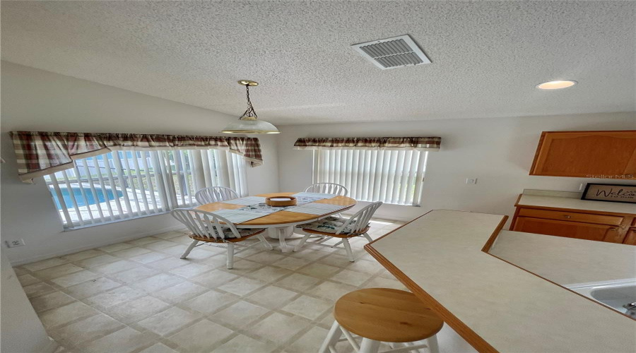 KISSIMMEE, Florida 34747, 4 Bedrooms Bedrooms, ,3 BathroomsBathrooms,Residential,For Sale,LA JOLLA,0,MFRS5147944