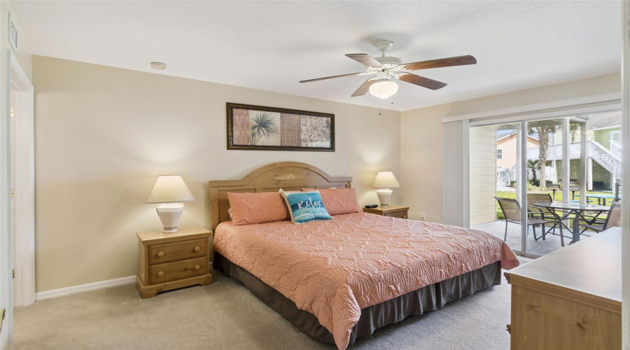 KISSIMMEE, Florida 34747, 4 Bedrooms Bedrooms, ,3 BathroomsBathrooms,Residential,For Sale,KNIGHTSBRIDGE,0,MFRO6397982