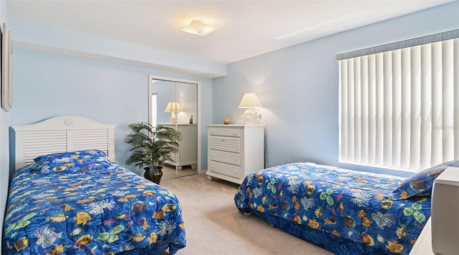 KISSIMMEE, Florida 34747, 4 Bedrooms Bedrooms, ,3 BathroomsBathrooms,Residential,For Sale,KNIGHTSBRIDGE,0,MFRO6397982