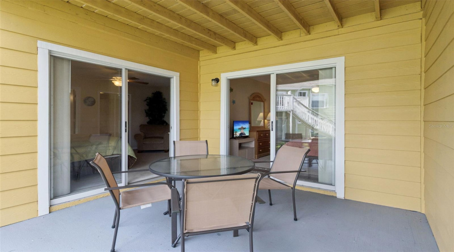 KISSIMMEE, Florida 34747, 4 Bedrooms Bedrooms, ,3 BathroomsBathrooms,Residential,For Sale,KNIGHTSBRIDGE,0,MFRO6397982