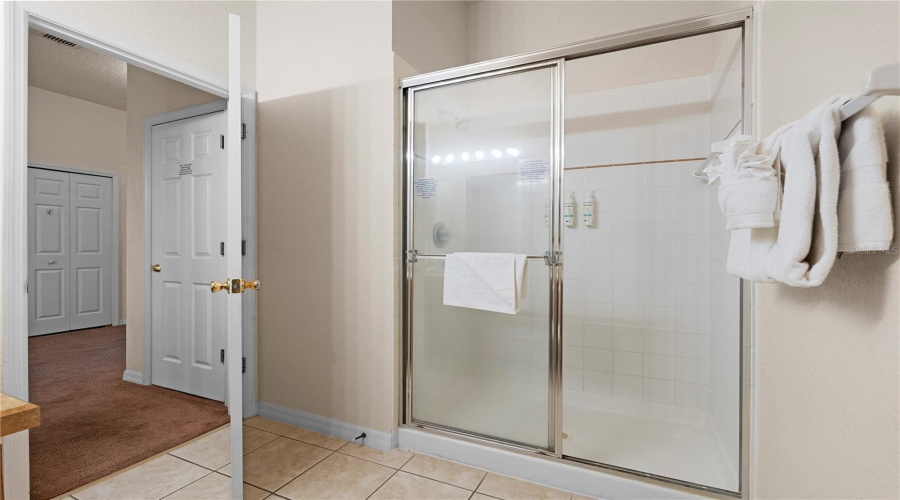 DAVENPORT, Florida 33897, 3 Bedrooms Bedrooms, ,2 BathroomsBathrooms,Residential,For Sale,GRAN BAHAMA,0,MFRO6393623