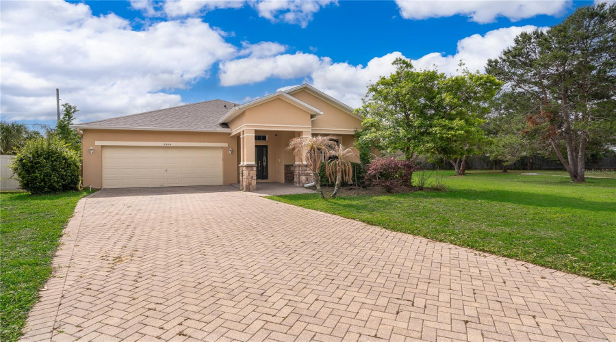 DAVENPORT, Florida 33896, 4 Bedrooms Bedrooms, ,2 BathroomsBathrooms,Residential,For Sale,MYSTIC BROOK,0,MFRO6398649