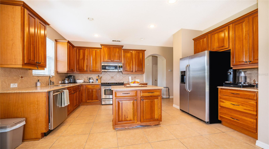 DAVENPORT, Florida 33896, 4 Bedrooms Bedrooms, ,2 BathroomsBathrooms,Residential,For Sale,MYSTIC BROOK,0,MFRO6398649