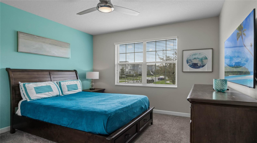 DAVENPORT, Florida 33896, 6 Bedrooms Bedrooms, ,5 BathroomsBathrooms,Residential,For Sale,MULLIGAN,0,MFRO6291126