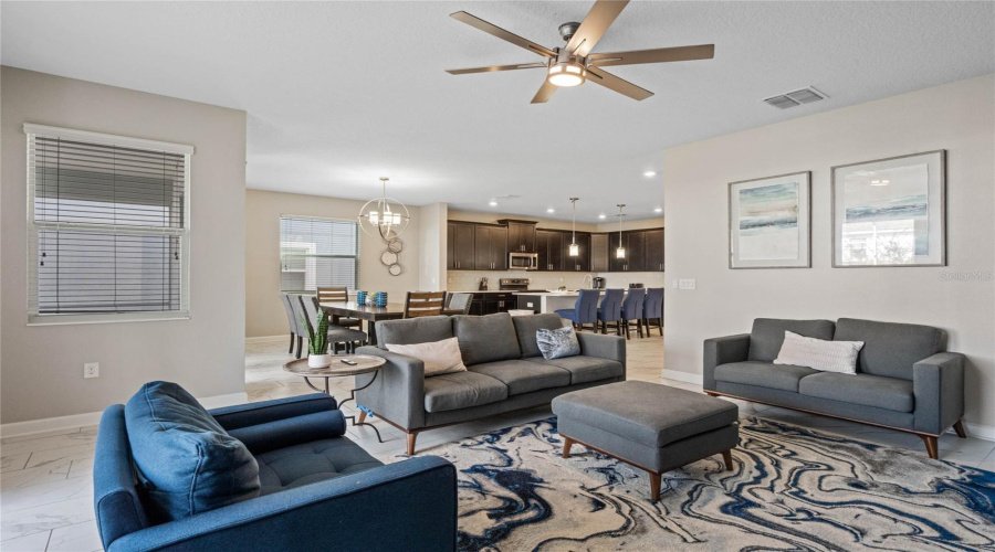 DAVENPORT, Florida 33896, 6 Bedrooms Bedrooms, ,5 BathroomsBathrooms,Residential,For Sale,MULLIGAN,0,MFRO6291126