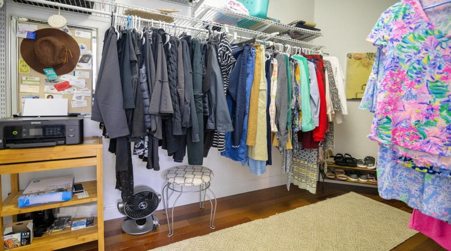 Walk-in Closet with ample space
