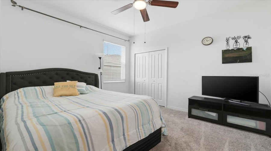 KISSIMMEE, Florida 34746, 4 Bedrooms Bedrooms, ,3 BathroomsBathrooms,Residential,For Sale,CRICKET CRADLE,0,MFRO6399511