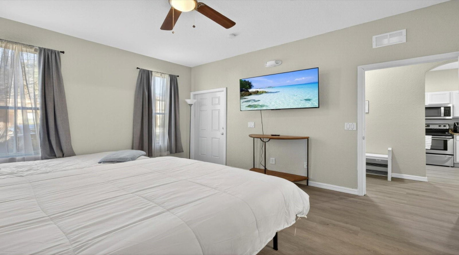 DAVENPORT, Florida 33897, 4 Bedrooms Bedrooms, ,3 BathroomsBathrooms,Residential,For Sale,CALABRIA,0,MFRO6361101