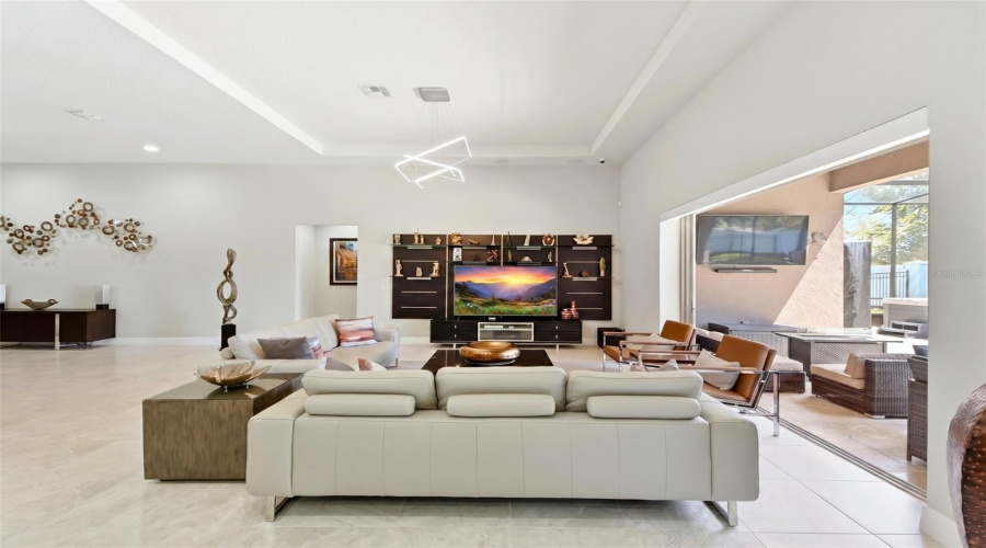 ORLANDO, Florida 32836, 4 Bedrooms Bedrooms, ,3 BathroomsBathrooms,Residential,For Sale,LEMON LAKE,0,MFRO6396167