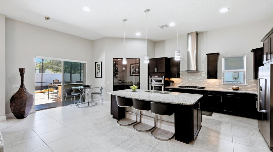 ORLANDO, Florida 32836, 4 Bedrooms Bedrooms, ,3 BathroomsBathrooms,Residential,For Sale,LEMON LAKE,0,MFRO6396167